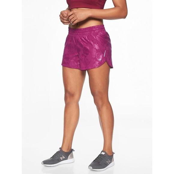 Athleta Botanical Racer Run Short 4.5 Size Small Exotic Fuchsia Athleisure sport - Picture 1 of 12